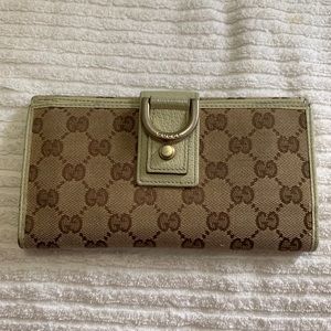Gucci wallet